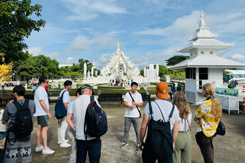 Chiang Rai: Top 7 Must-Visit Attractions – Private Tour