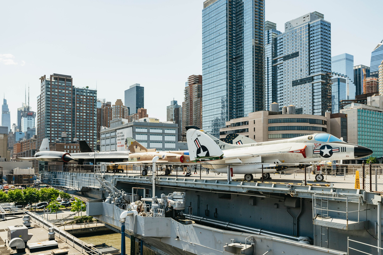 NYC: Muzeum Intrepid i bilet wstępu na wystawę ApolloBilet wstępu do muzeum Intrepid