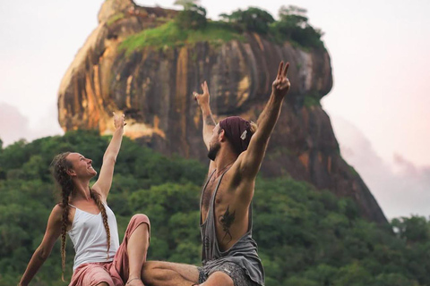 From Sigiriya: Sigiriya Lion Rock & Village Tour by Tuk Tuk