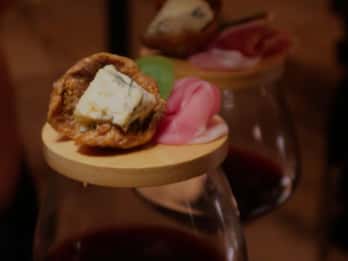 Dégustation de vin romantique à Koccio Valletta