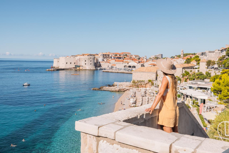 Dubrovnik: Private Old Town & Waterfront Photoshoot Standard: 20 photos | 30 mins