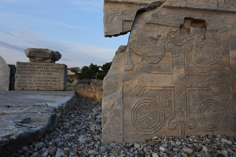 Das Orakel von Delphi und die Stufen des heiligen Paulus in Korinth