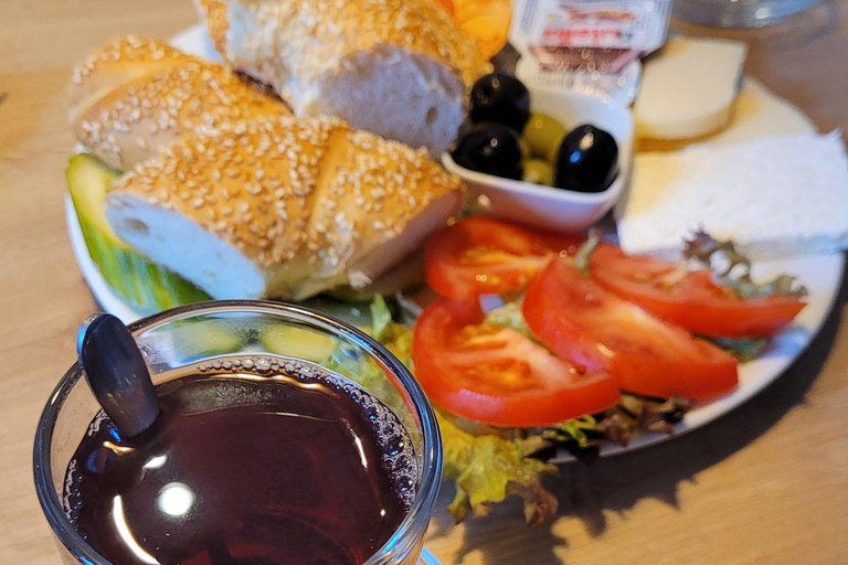 Food tasting through Hannover Linden Food tasting through Hanover Linden