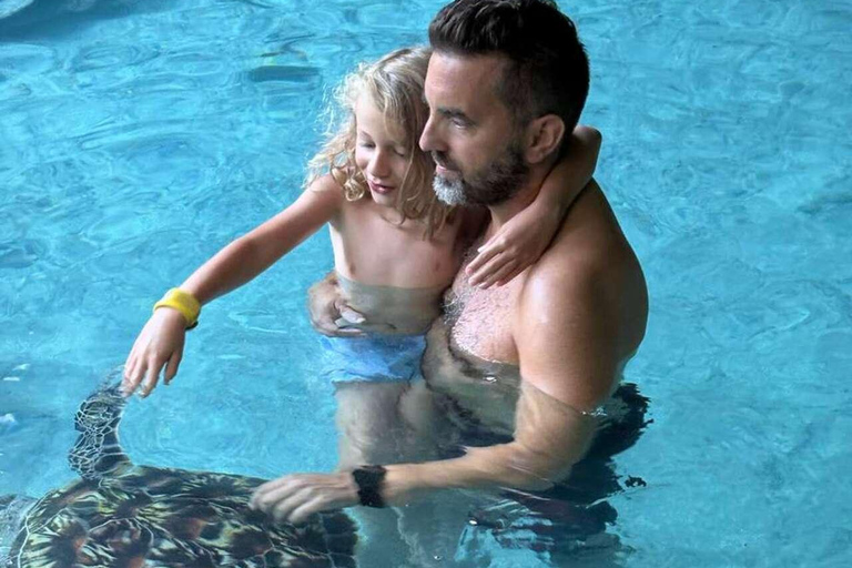 Zanzibar: Las Jozani, Jaskinia Salaam i restauracja RockLas Jozani, jaskinia Salaam i restauracja The Rock. Bez transportu.