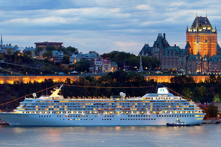 Da Montreal: Escursione di un&#039;intera giornata a Quebec City e alle cascate di Montmorency