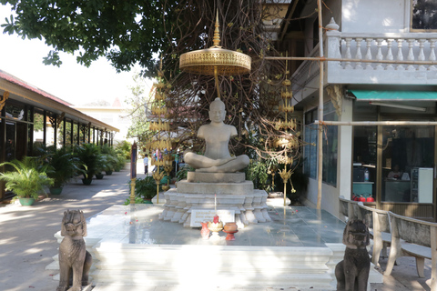 Tour di Phnom Penh con autista di Tuk Tuk in inglese