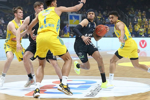 Hamburgo: Jogo de basquetebol dos Hamburg Towers no InselparkBilhete de lado curto