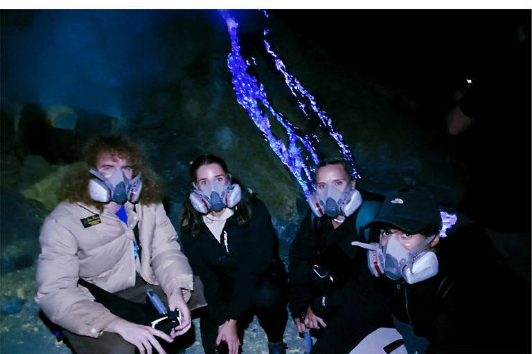 Banyuwangi: Mt. Ijen Sunrise Hike with Pickup & Health Check Private Tour with Pickup