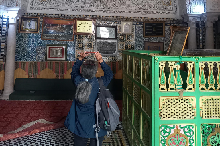 Tunis:Außerhalb der Zeit Berberdörfer Tekrouna und Zriba Alia