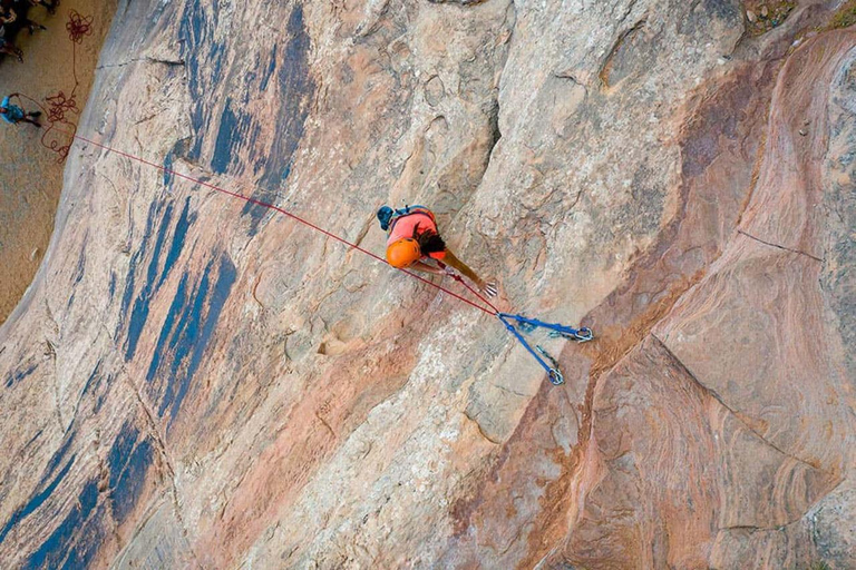 Moab: Aventura de Escalada Guiada de Medio DíaSin servicio de recogida