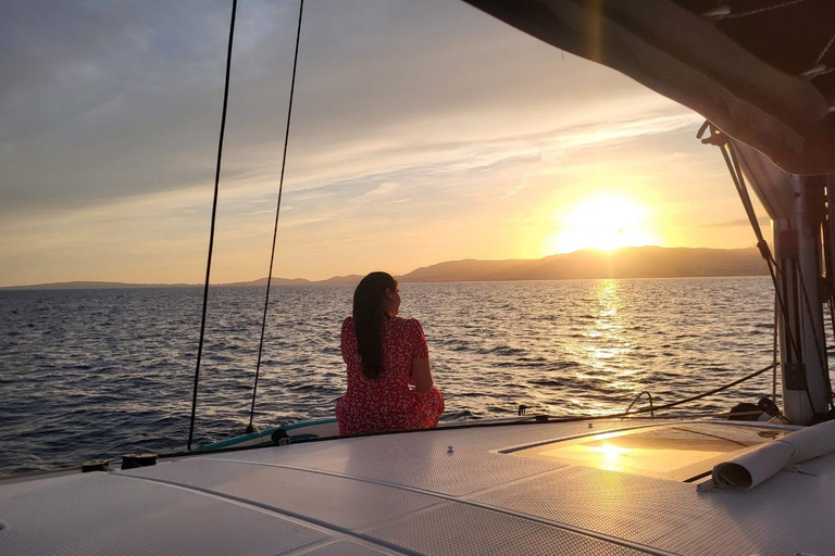 Palma: 2-Hour Sunset Catamaran Cruise with Drinks