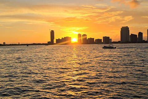 Privat yachtkryssning, Biscayne Bay, Miami Beach. 52 fot