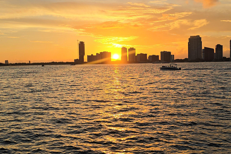 Privat yachtkryssning, Biscayne Bay, Miami Beach. 52 fot