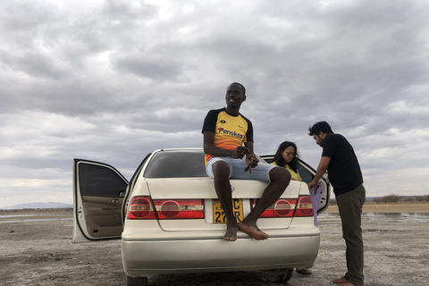 Nairobi: Excursión de un día al Lago Magadi con experiencia en campo de tiro