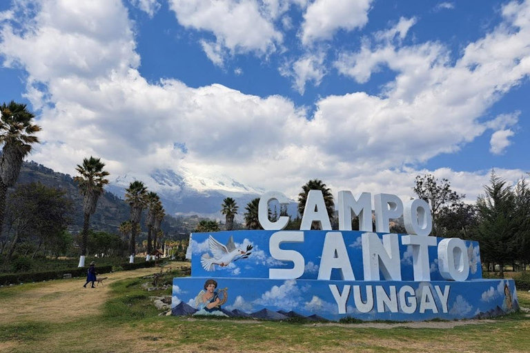 Huaraz : Journée complète Laguna Llanganuco + Yungay + Carhuaz