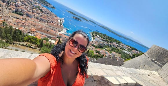 Makarska: 4 Island Luxory Speedboat Tour with Town Hvar