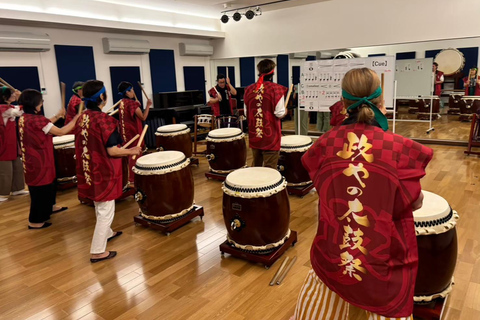 Osaka: Japanese Drum Taiko Workshop