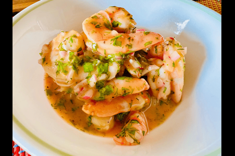 Bogotá: Tour por el mercado de Perseverancia y clase de cocina con lugareños