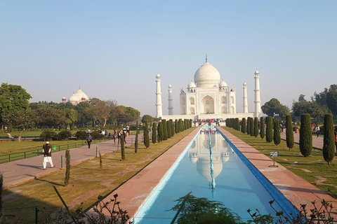 Vanuit Delhi: Agra op dezelfde dag met de snelste trein van IndiaTour vanuit Delhi: 1e klas treinbus, chauffeur &amp; gids