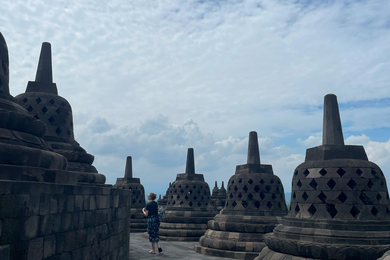 Yogyakarta: Borobudur, Sultan Palace, & Water Castle Tour