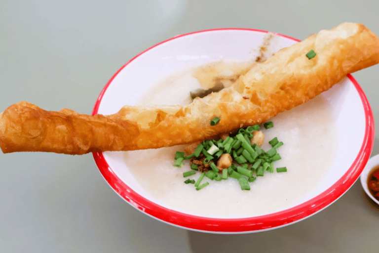 Singapore: Bugis & Kampong Glam Walking Tour with Snacks Faith, Flavours & Art, From Waterloo Street to Haji Lane