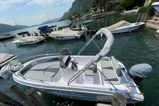 Lake Iseo: 4-hour boat rental
