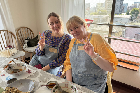 Tokyo Haneda: Hands-On Wappa Bento & Japanese Culture Homemade : Temari Sushi in a Traditional Wappa Bento Box