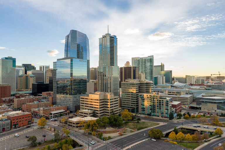 Denver: DEN Airport Private Transfer to/from Denver Downtown Arrival: DEN Airport to hotel in Denver city center