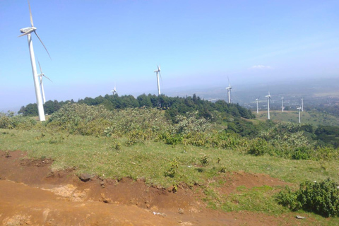 Nairobi: Ngong Hills Hiking and Zip Lining Tour