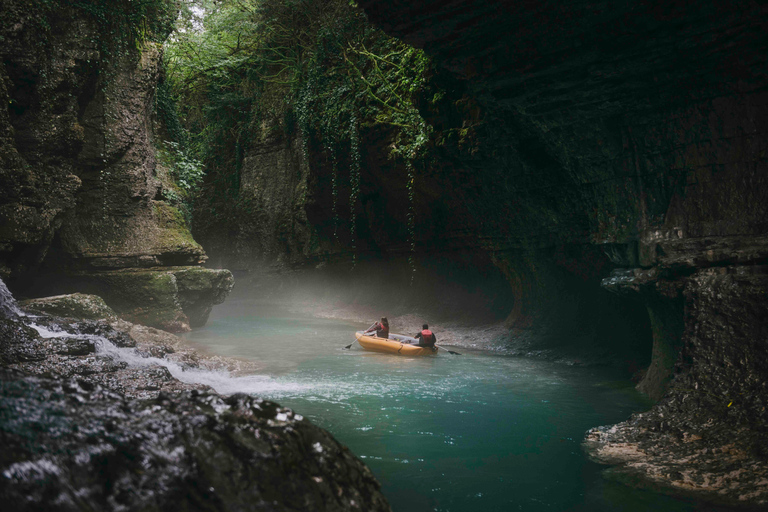 Canyon und Höhlen Tour ab Batumi (Martvili, Okatse, Prometheus)