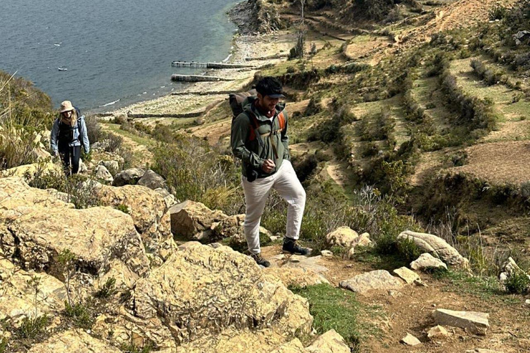 Tiwanaku: Titicacasee und Isla del Sol – geführte TourTiwanaku: Geführte Tour zum Titicacasee und zur Isla del Sol