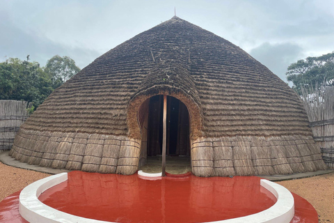 Kigali: Tour cultural por el palacio real, el museo y el memorial.Kigali: Visita cultural al palacio real, el museo y el memorial