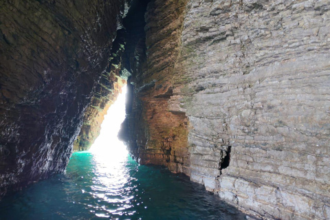 Budva Riviera Speedboat Tour (group tour,2h) Budva Riviera boat tour