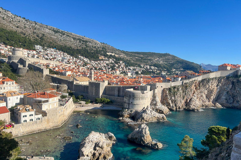 Dubrovnik: Complete rondleiding door de oude stad met optionele ophaalservice in de havenGedeelde tour in het Spaans