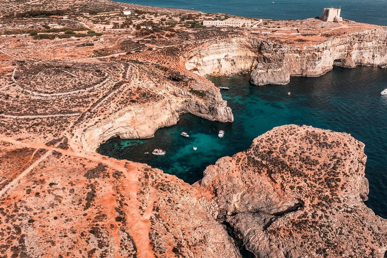 Blue Lagoon : Croisière à Comino avec lagon bleu et vin gratuit