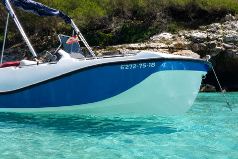 Barcelona: No license needed Boat Rental 4h Boat Rental up to 6 people