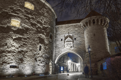 Tallinn: Old Town Night Walk with True Crime Stories