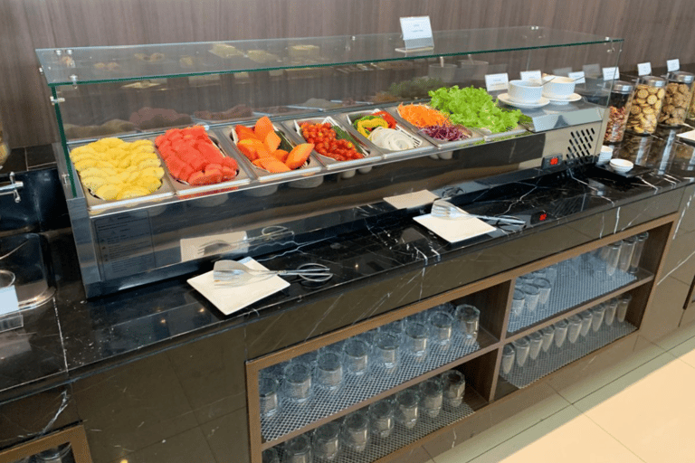 Bangkok: Aeropuerto Don Mueang: Acceso a la Sala Milagro durante 2 horas