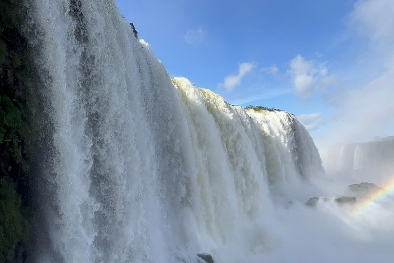 Visite privée d&#039;une journée au Brésil et en Argentine à côté des chutes d&#039;IguassúVisite privée d&#039;une journée des côtés brésilien et argentin des chutes