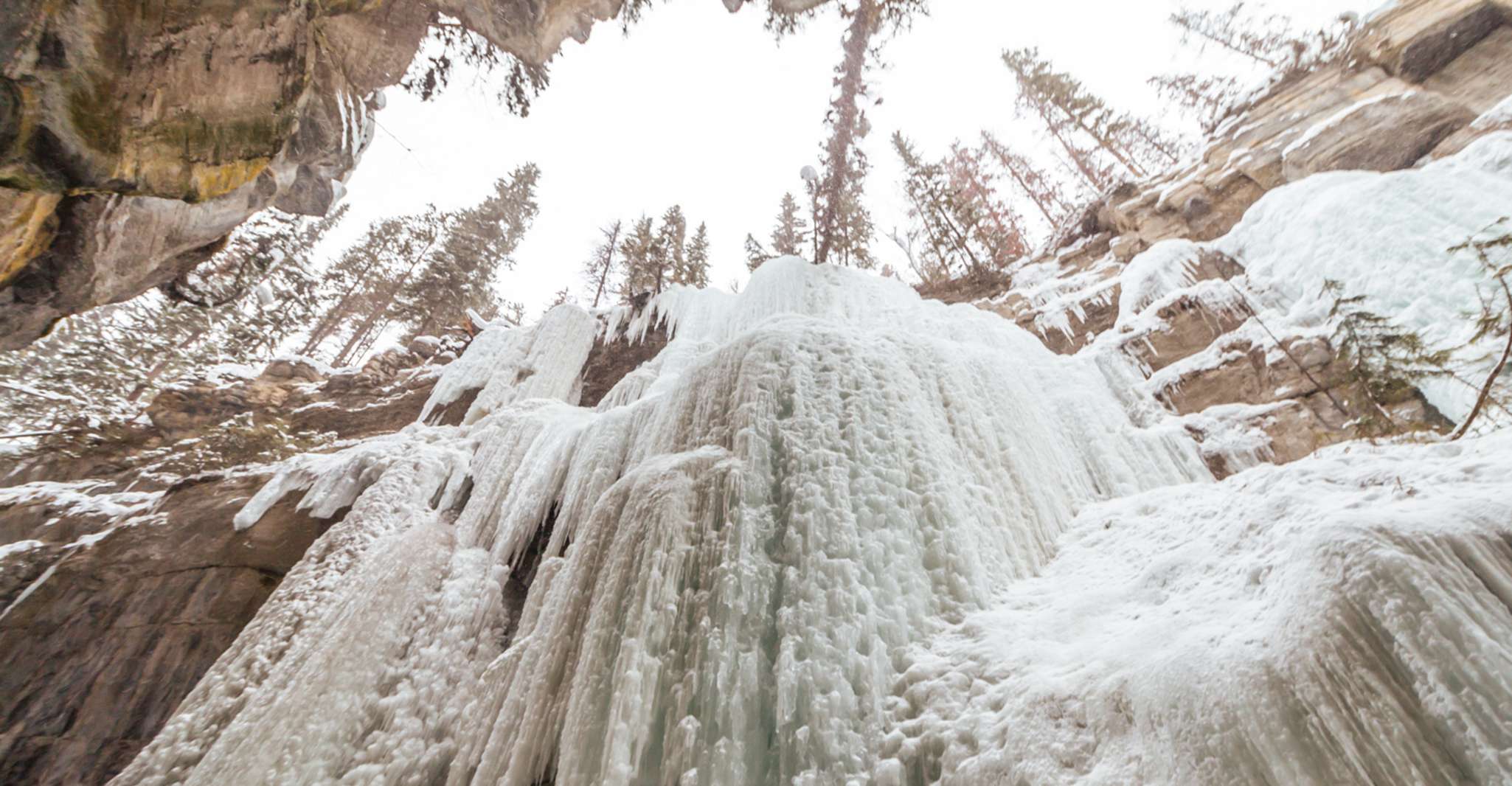 Desde Jasper, Visita guiada a pie de hielo del Cañón de Maligne - Hizvo