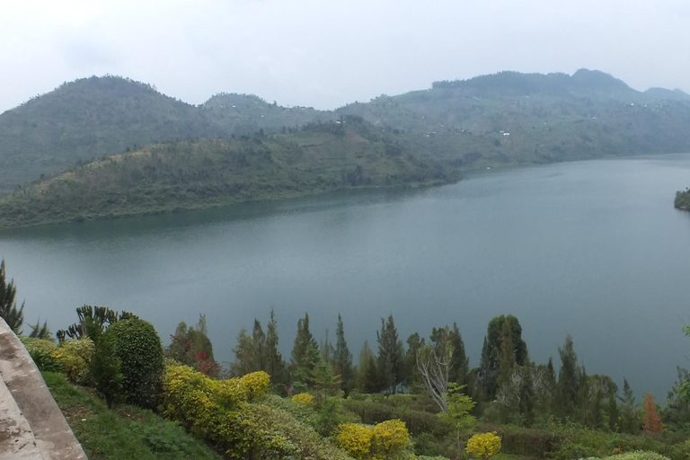 Kibuye Lake Kivu Islands 3-Day Tour with Meals