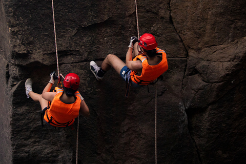 Malacatiupán Extreme: Rappelling in Hot Springs