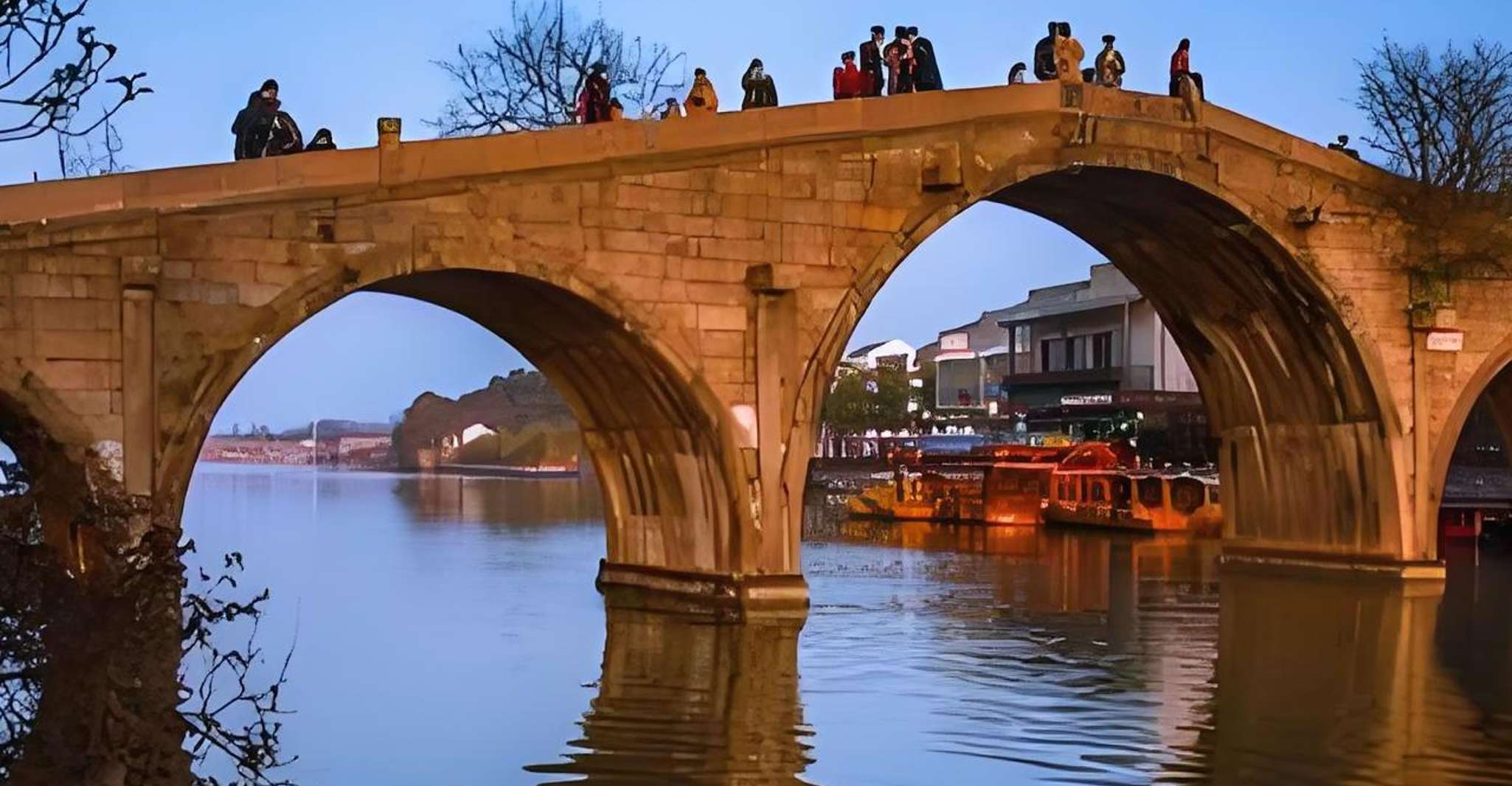 Yu Garden, Old Street, Bund & Zhujiajiao Water Town Bus Tour photo 9