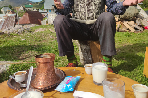 Sarajevo: Highlands Path Guided Hike with Lunch