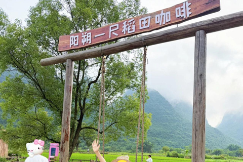 Guilin: Reed Flute Cave & Yangshuo Rafting Private Day Tour Guilin: Reed Flute Cave and Yangshuo Rafting No Tour Guide