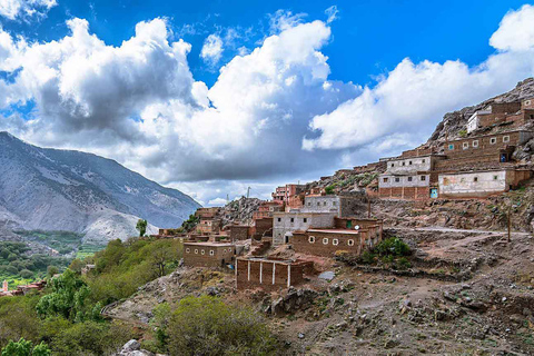 Atlasbergen Trek Azzaden Valley och Imlil 2 dagar