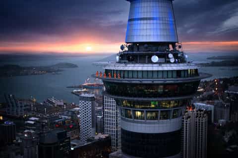 Auckland: SkyJump & SkyWalk Combo - Image 3