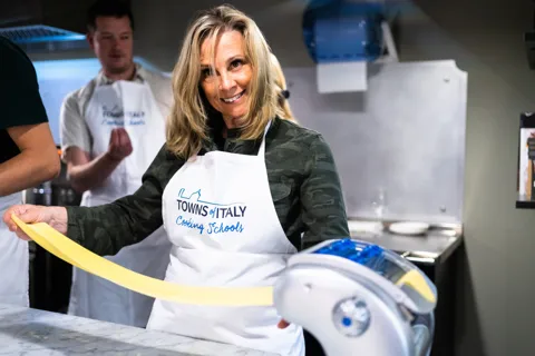 Rome: Hands-On Pasta and Gelato Class in the City Center