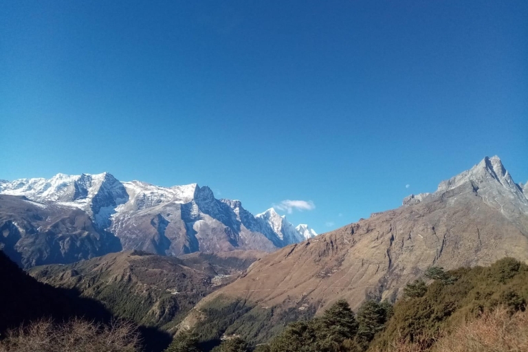 Desde Katmandú Presupuesto: Excursión de 15 días al Campo Base del Everest