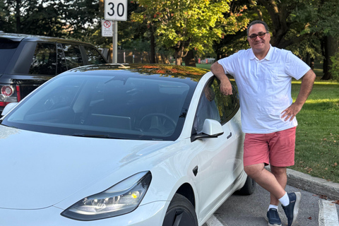 Montreal Private City Car Tour with Local Guide